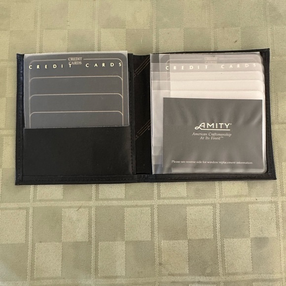 Black Wallet - Picture 2 of 6